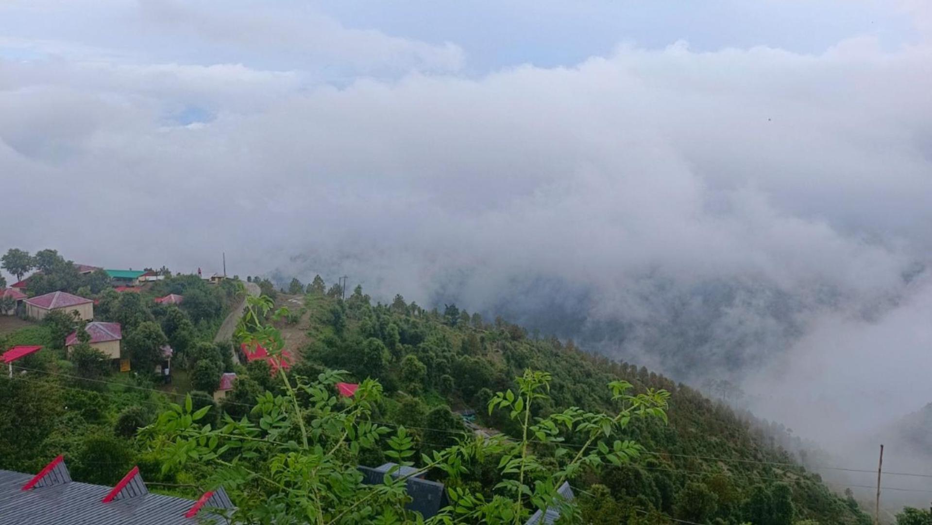 Haut Monde King'S Paradise Resort 卡纳塔尔 外观 照片